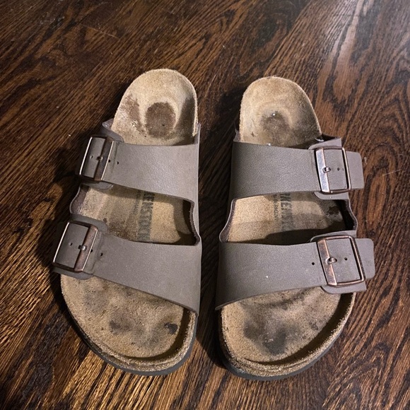 Birkenstock Other - Birkenstock double strap sandals in mocha 41